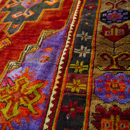 Nº 759 -- 7' 3" x 4' 2"