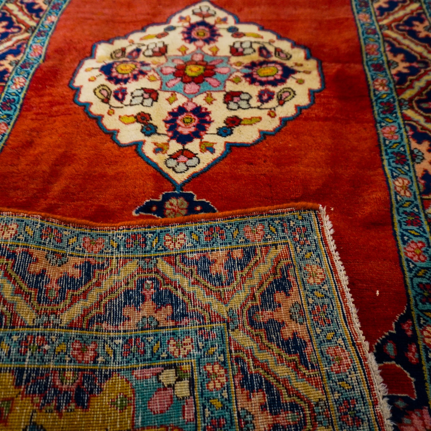 Nº 761 -- 5' 10" x 3' 2"