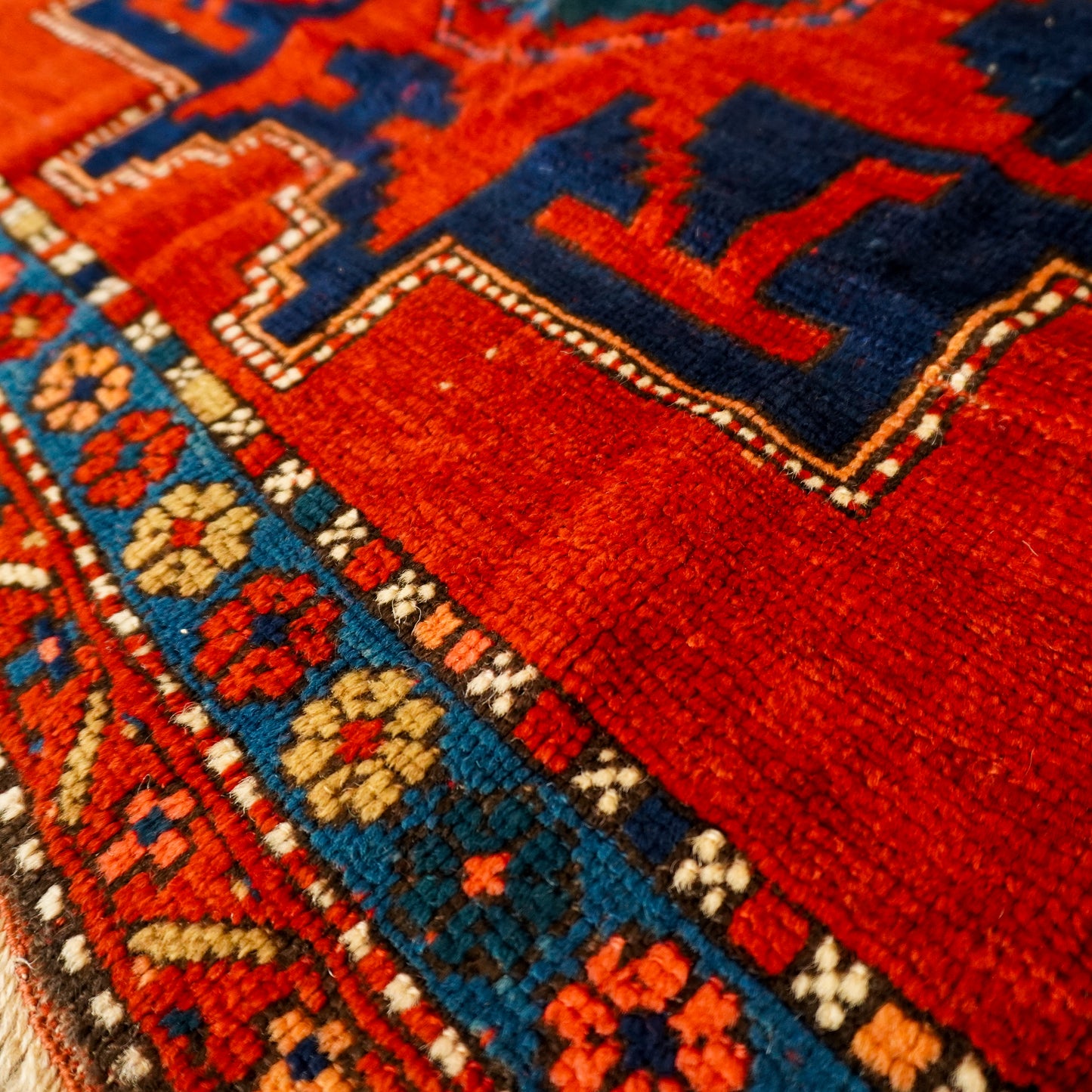 Nº 763 -- 6' 5" x 4' 4"