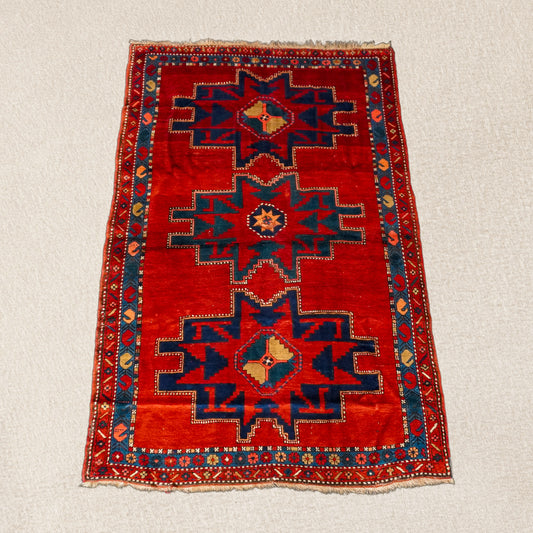 Nº 763 -- 6' 5" x 4' 4"