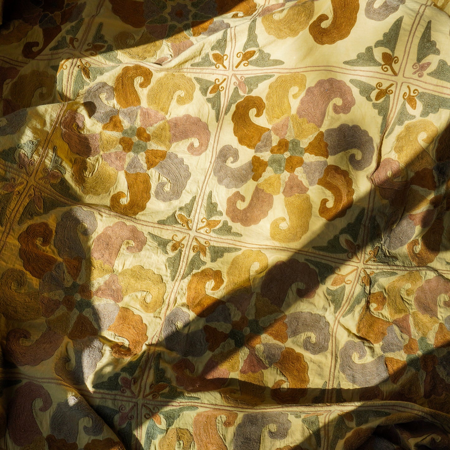 Nº 221 -- 6' 2" x 5' 8"