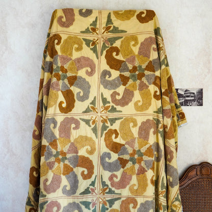 Nº 221 -- 6' 2" x 5' 8"