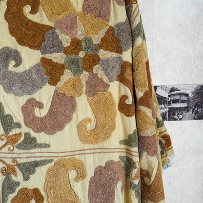 Nº 221 -- 6' 2" x 5' 8"